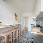 Charming Graca Flat W Balcony, By Timecooler Apartment Lissabon