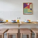 Charming Graca Flat W Balcony, By Timecooler Apartment *