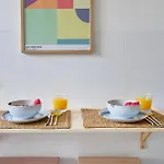 Charming Graca Flat W Balcony, By Timecooler Apartment