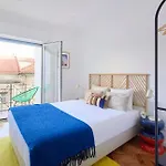 Apartment Charming Graca Flat W Balcony, By Timecooler