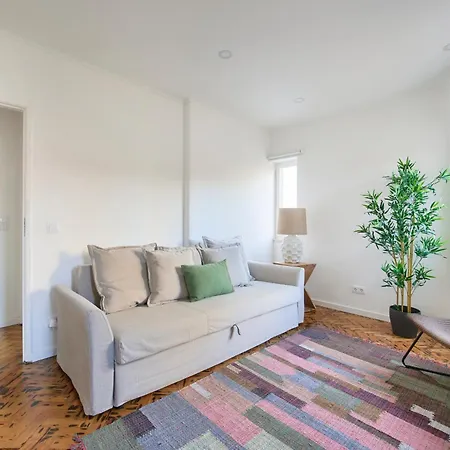 Charming Graca Flat W Balcony, By Timecooler Apartment