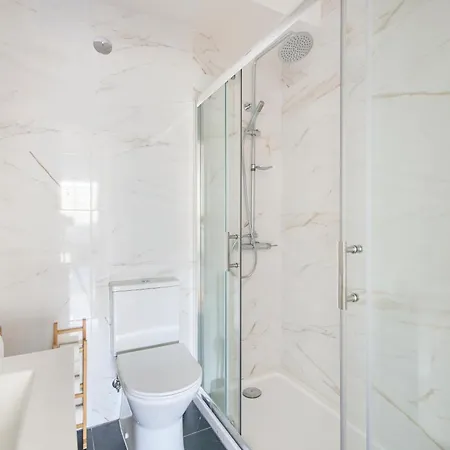 Charming Graca Flat W Balcony, By Timecooler Apartman *