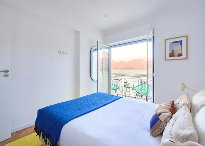Charming Graca Flat W Balcony, By Timecooler Apartment Lisbon